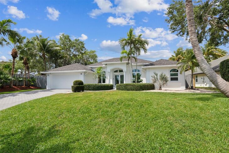 Picture of 14019 N Miller Dr - Palm Beach Gardens, Florida