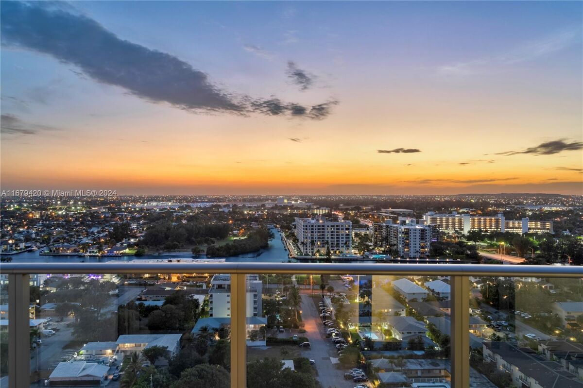 condominium for sale in 1116 N Ocean Blvd, UPH03 Pompano Beach