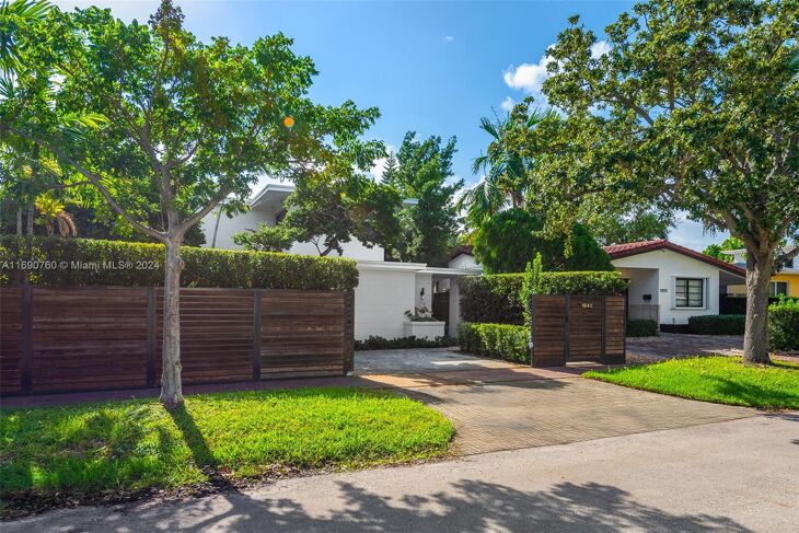 Picture of 1548 Biarritz Dr - Miami Beach, Florida