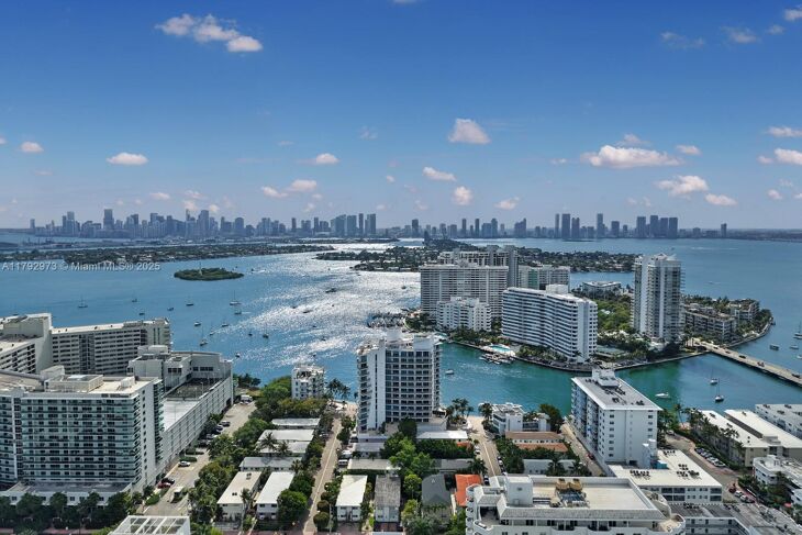 Picture of 1445 16th St, 805 - Miami Beach, Florida