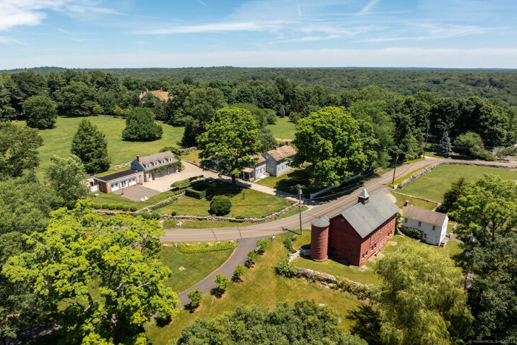 Picture of 485 Laurel Road - New Canaan, Connecticut