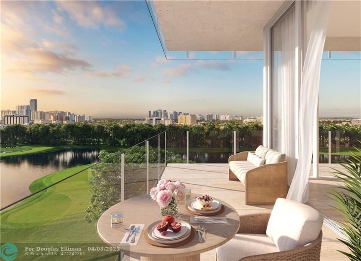 condominium for sale in 501 Diplomat Parkway, 10B Hallandale Beach, Florida USF10374428