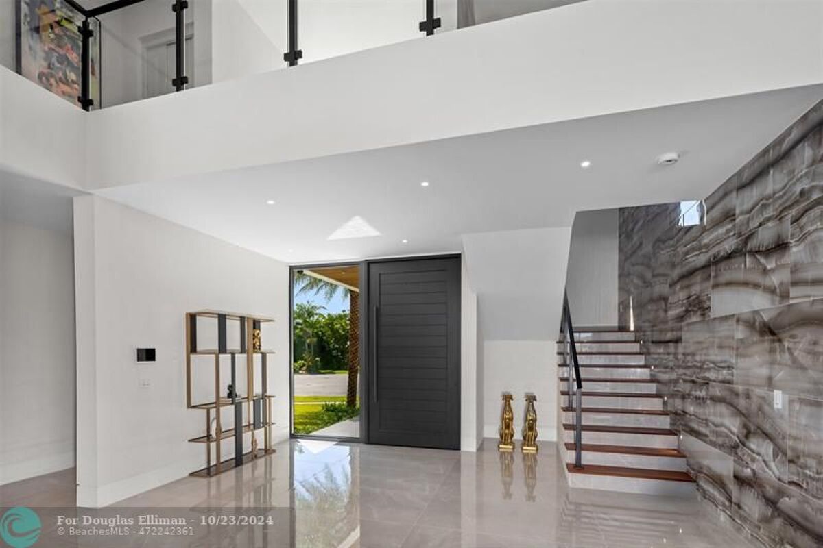 house for sale in 1555 SE 14th Ct Deerfield Beach, Florida