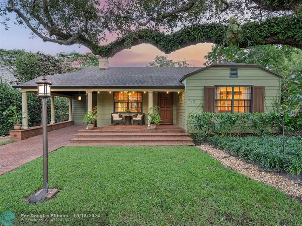 house for sale in 420 NE 11th Ave Fort Lauderdale, Florida