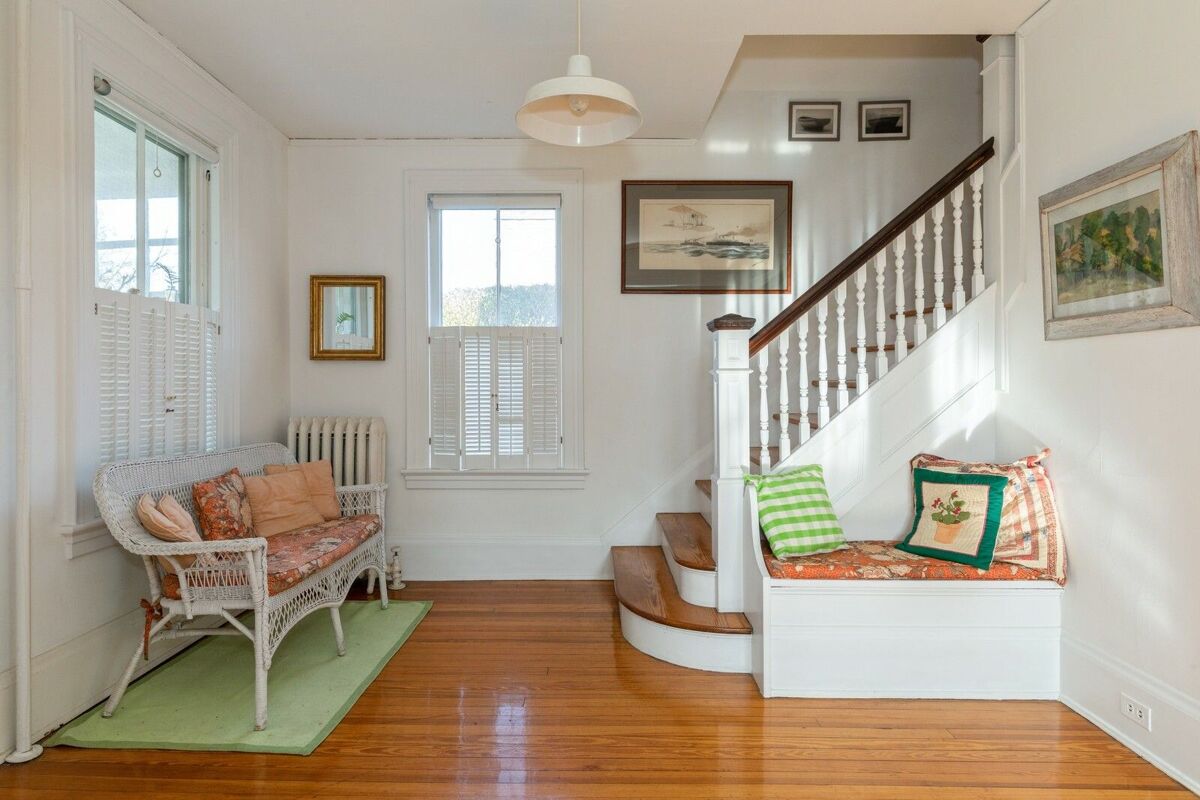 house to rent in 88 Halsey St Southampton Village, New York