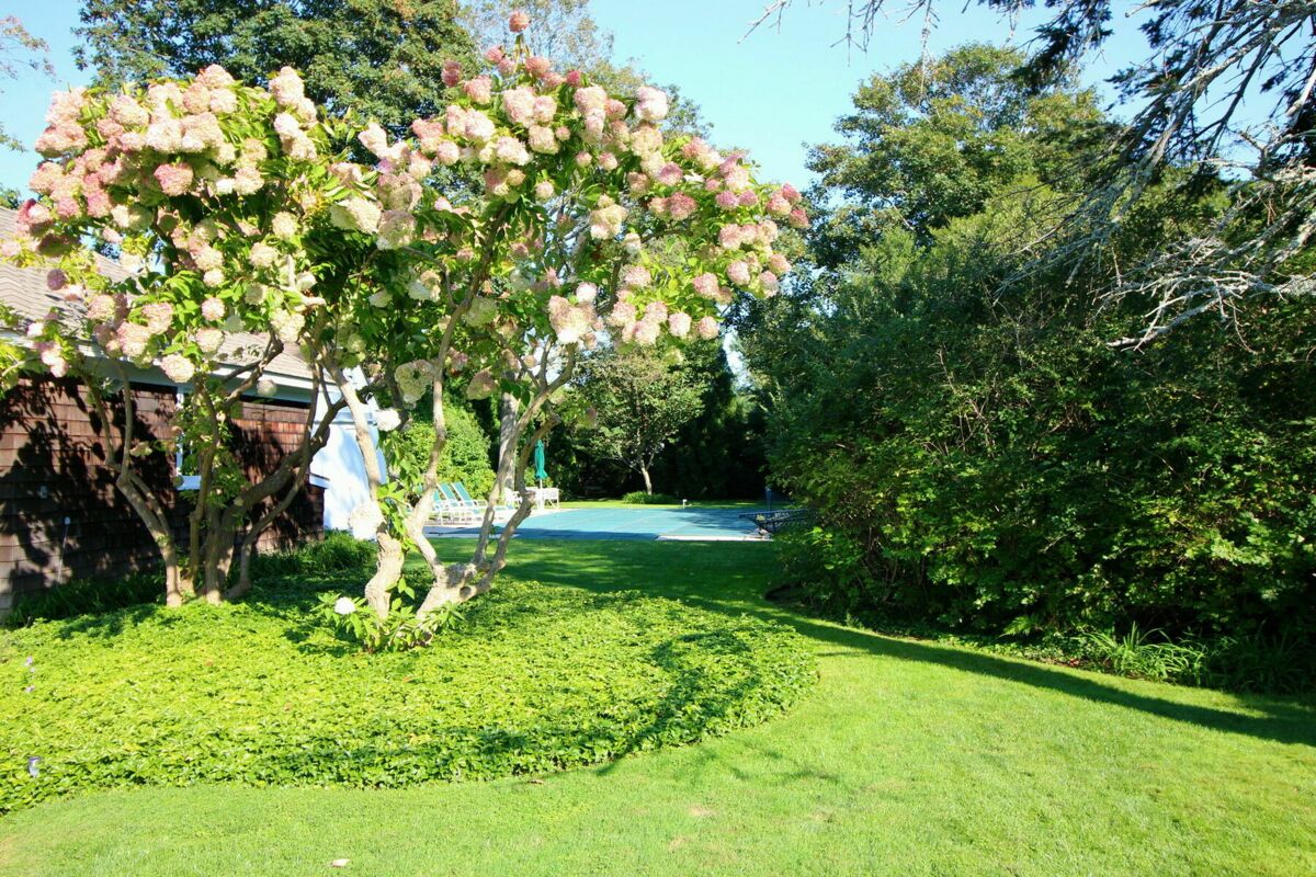 house to rent in 88 Halsey St Southampton Village, New York