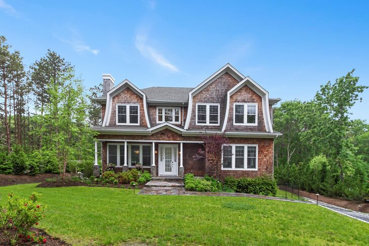 Picture of 2 Sophia Ct - Westhampton North, New York