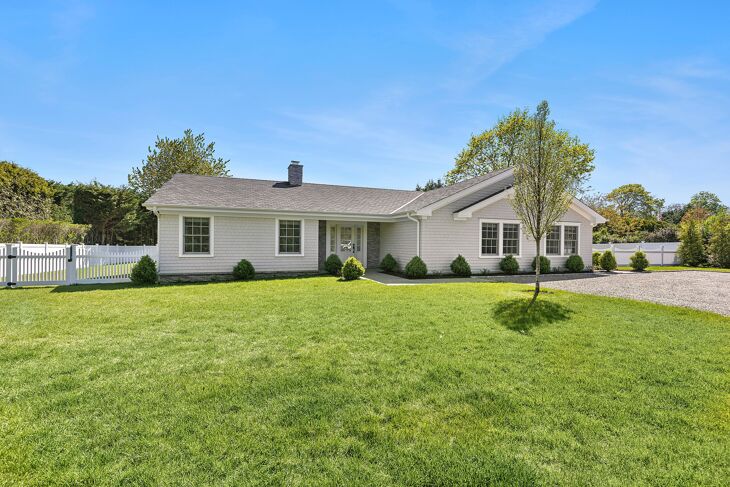 Picture of 275 Mill Rd - Westhampton Beach, New York