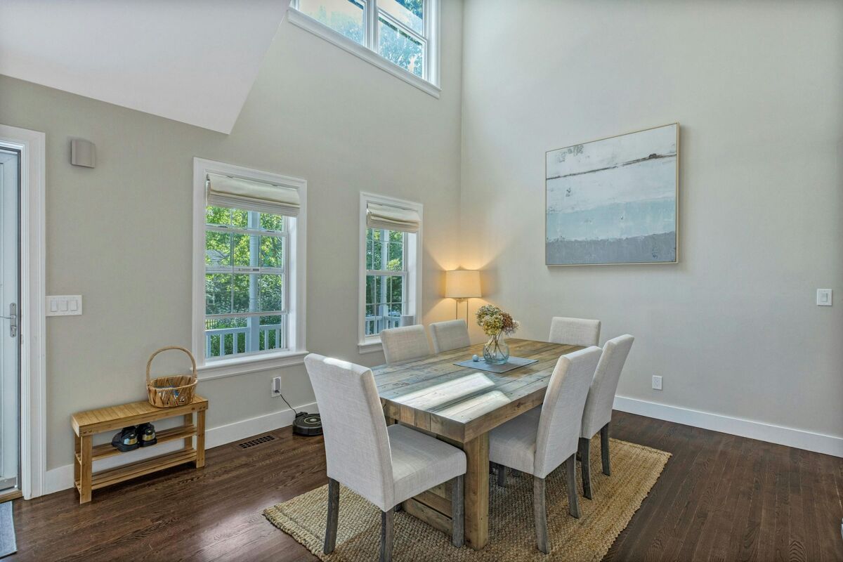 house for sale in 8 Higbee Rd Hampton Bays, New York USH383666