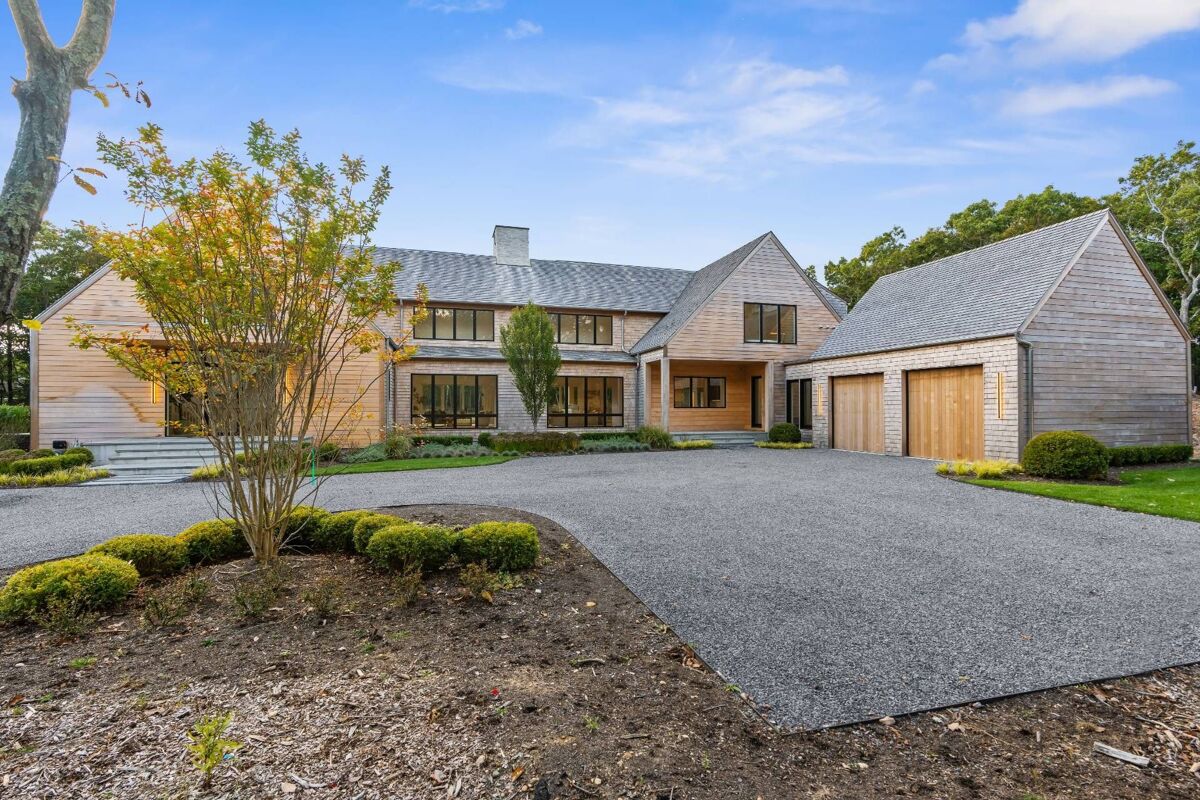 house for sale in 662 Millstone Rd Bridgehampton North, New York