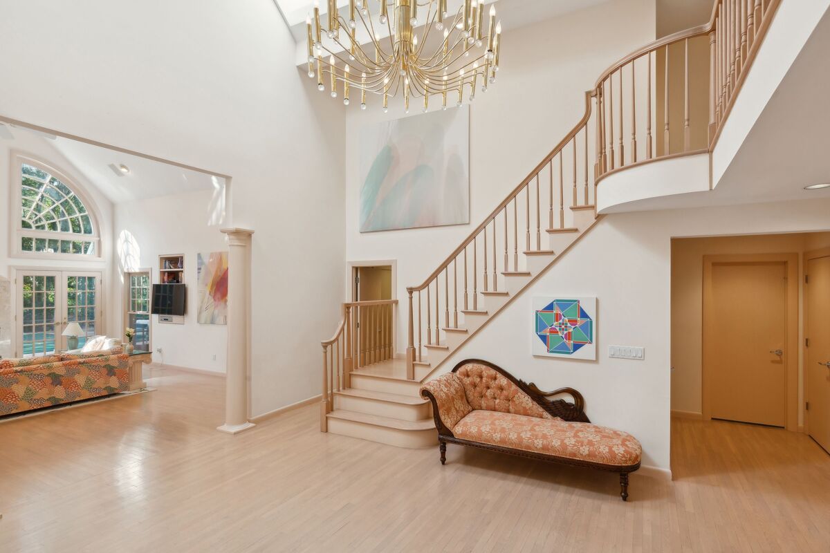 house for sale in 26 Elizabeth Ln Quogue North, New York ush384469