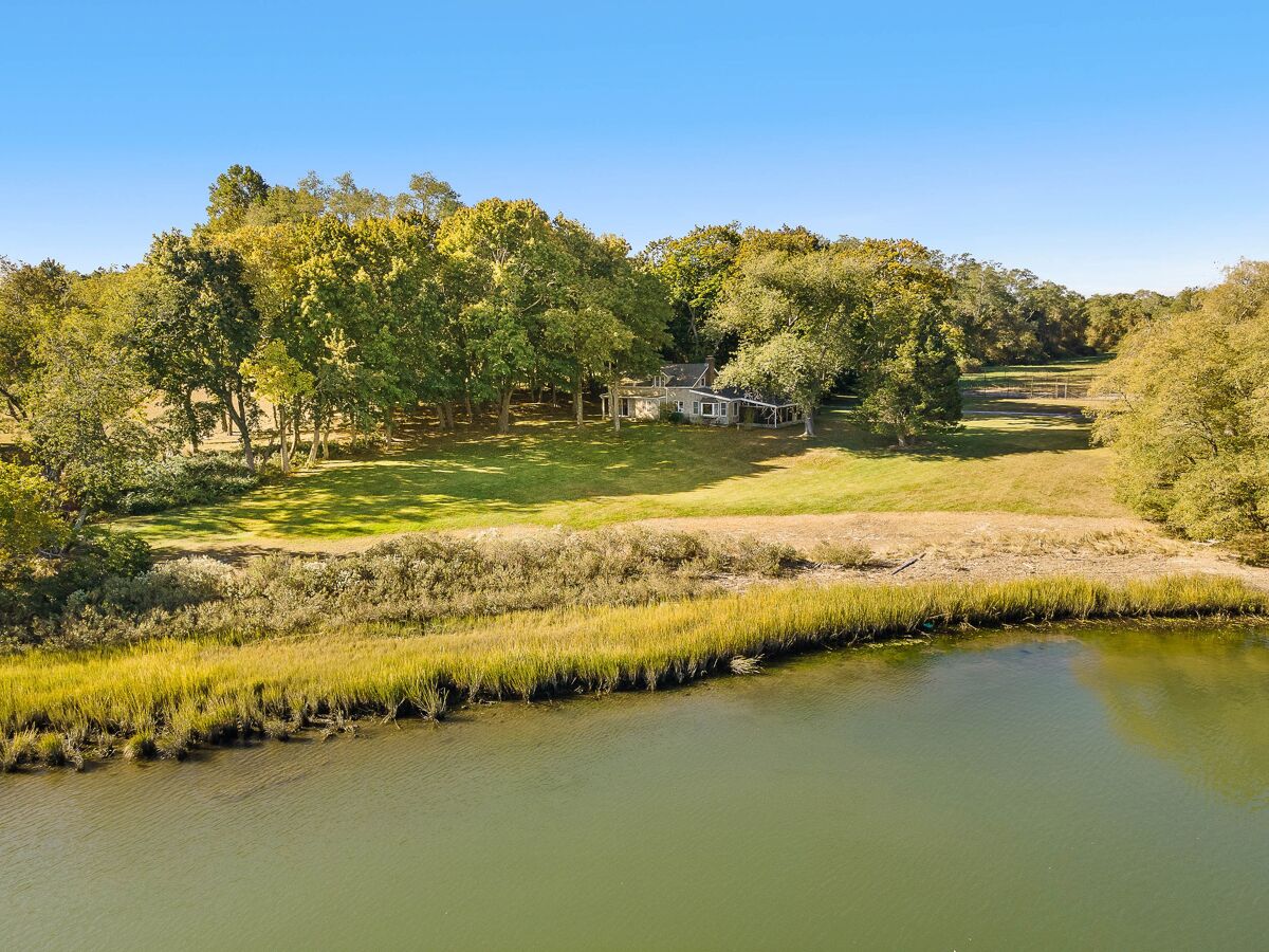 house for sale in 7 South Cartwright Rd Shelter Island, New York