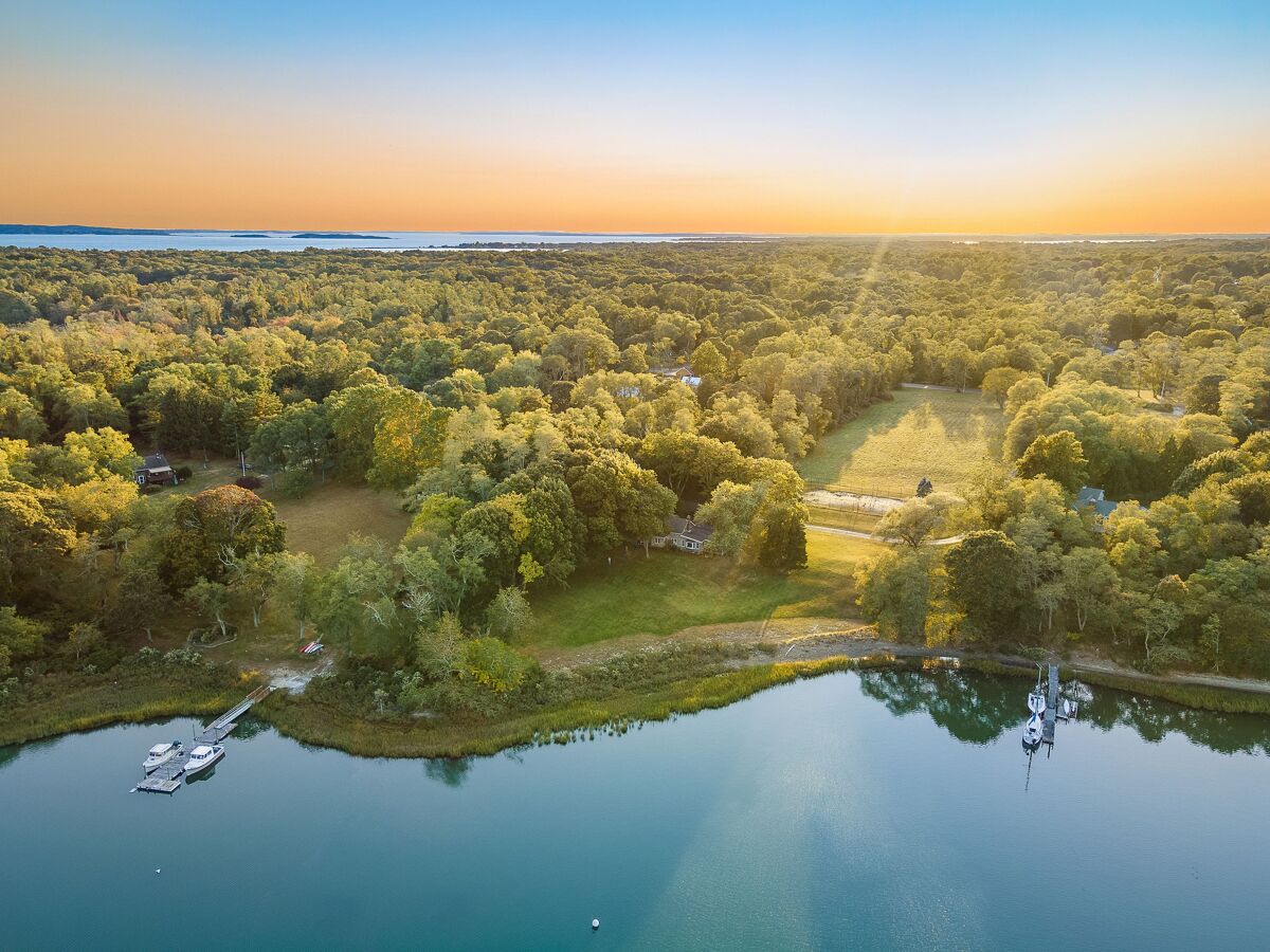 house for sale in 7 South Cartwright Rd Shelter Island, New York