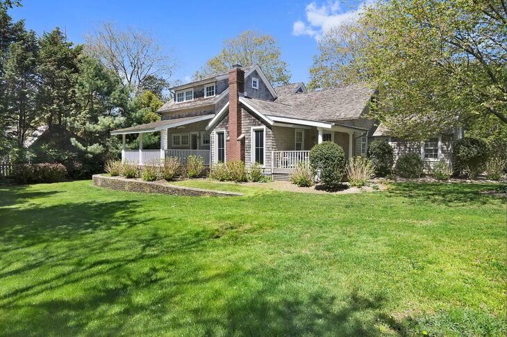 Picture of 297 Main St - Amagansett North, New York