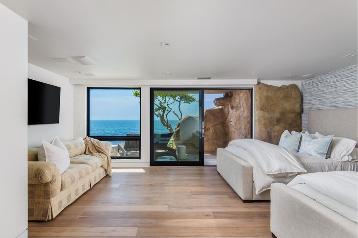 Picture of 1715 Ocean Way - Laguna Beach, California