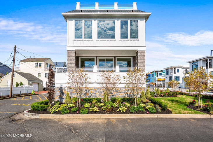 Picture of 10 Via Ripa Way, 2 - Sea Bright, New Jersey