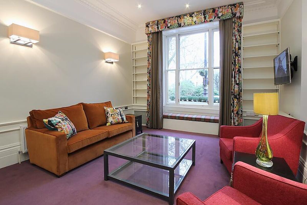 house to rent in Eccleston Square, Pimlico, London, SW1V VIQ235120