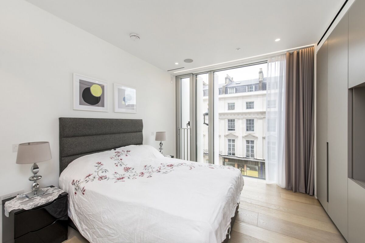flat to rent in Buckingham Palace Road, Victoria, London, SW1W