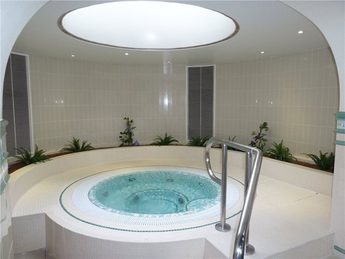 house for sale in Holloway Drive, Virginia Park, Virginia Water, Surrey