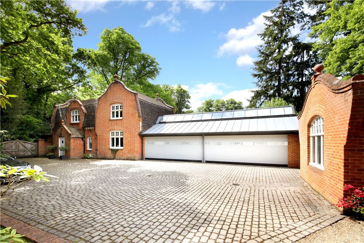 house for sale in Philpot Lane, Chobham, Woking, Surrey, GU24