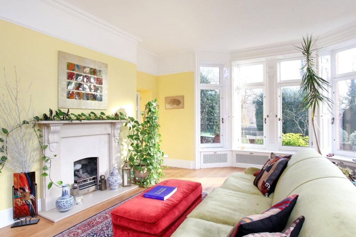 flat for sale in The Friary, Windsor, Berkshire, SL4 VIR140124