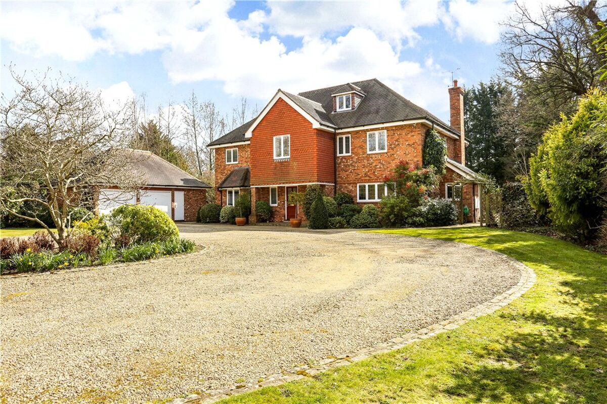 house for sale in Longcross Road, Longcross, Chertsey, Surrey, KT16