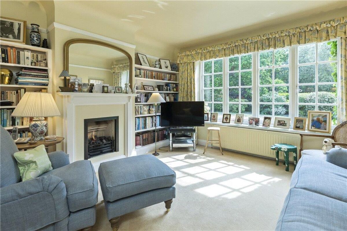 house for sale in Ford Road, Chobham, Surrey, GU24 VIR190012 Knight Frank