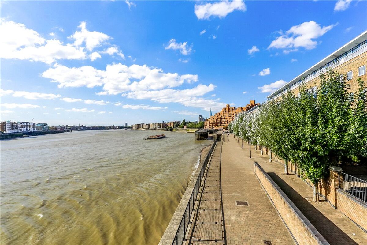 flat for sale in Keepier Wharf, 12 Narrow Street, Limehouse, London, E14 WAP140106 Knight Frank