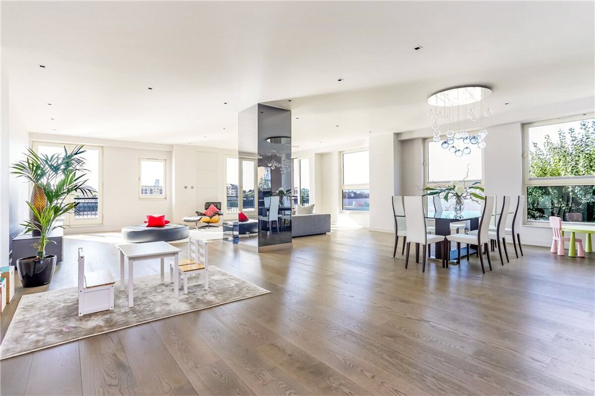 flat for sale in Keepier Wharf, 12 Narrow Street, Limehouse, London