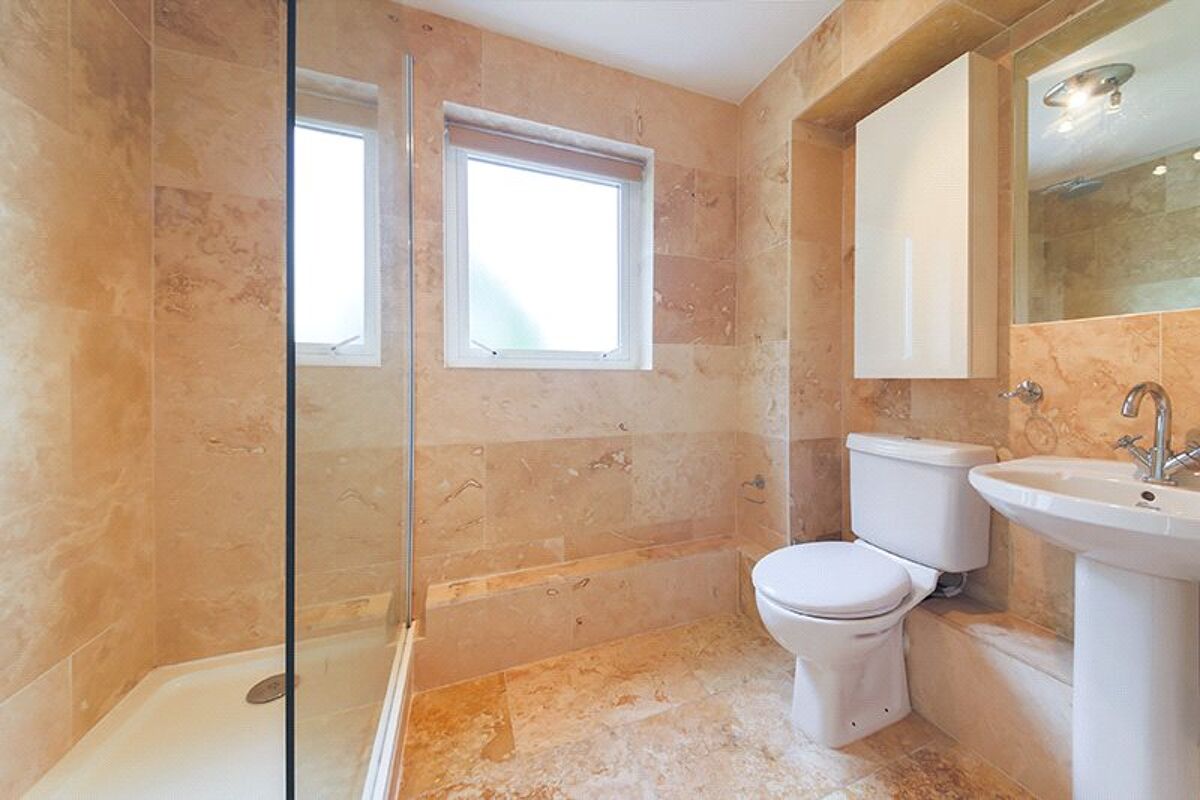 flat for sale in Newlands Quay, London, E1W WAP150129 Knight Frank