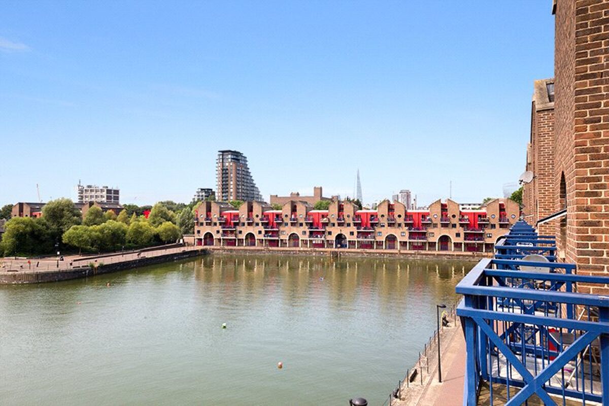 flat for sale in Newlands Quay, London, E1W WAP150129 Knight Frank