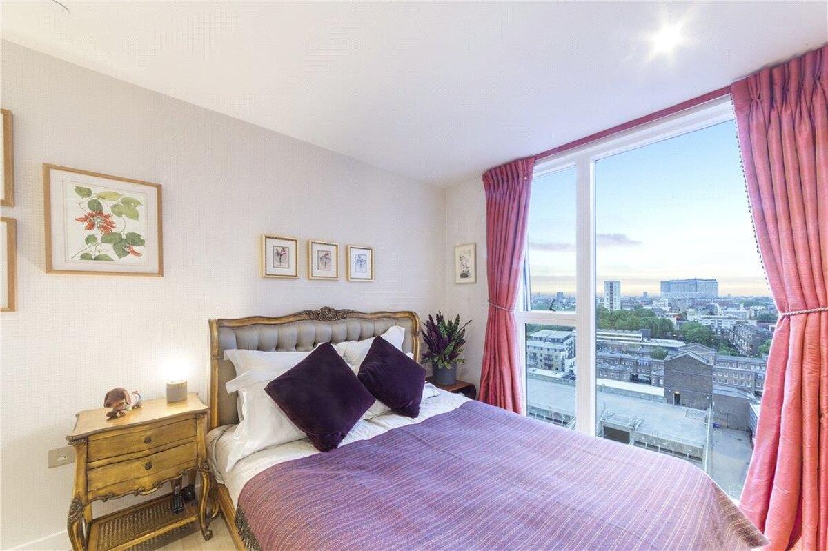 Property for sale Park Vista Tower, 5 Cobblestone Square, London, E1W
