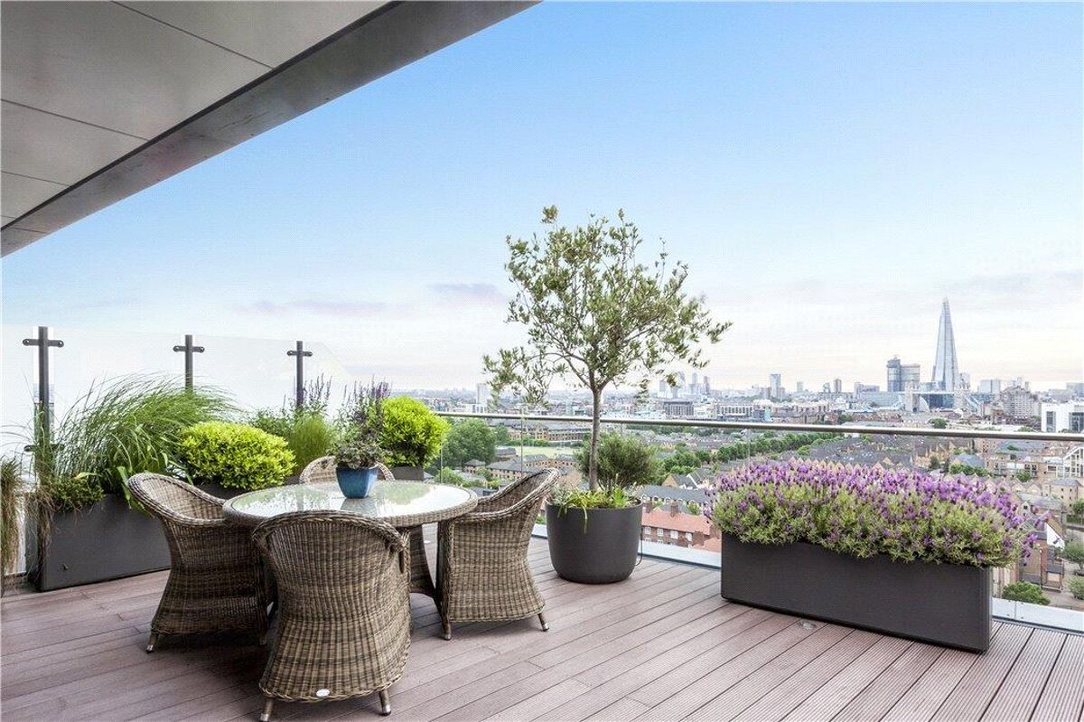 Property for sale Park Vista Tower, 5 Cobblestone Square, London, E1W