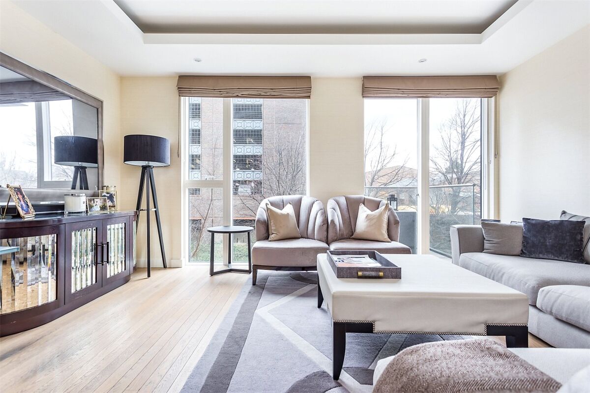 flat for sale in Park Vista Tower, 5 Cobblestone Square, London, E1W