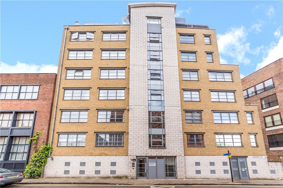 flat for sale in Phoenix Wharf, 1416 Narrow Street, Wapping, London