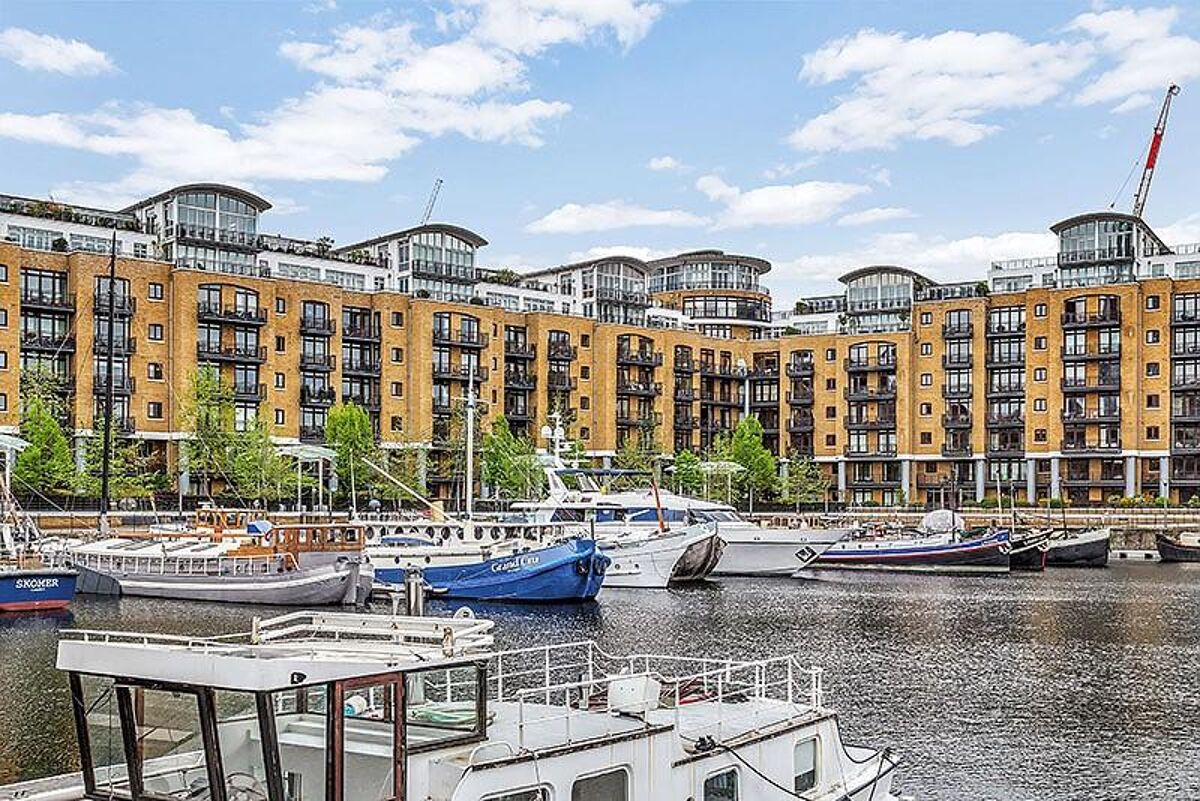 flat to rent in Turnstone House, Star Place, St Katherine Docks, London, E1W WAQ012227463