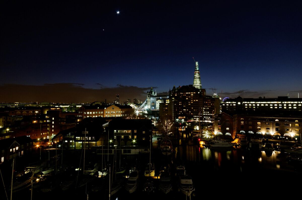 3 bedroom duplex penthouse apartment for rent in Cormorant Lodge, City