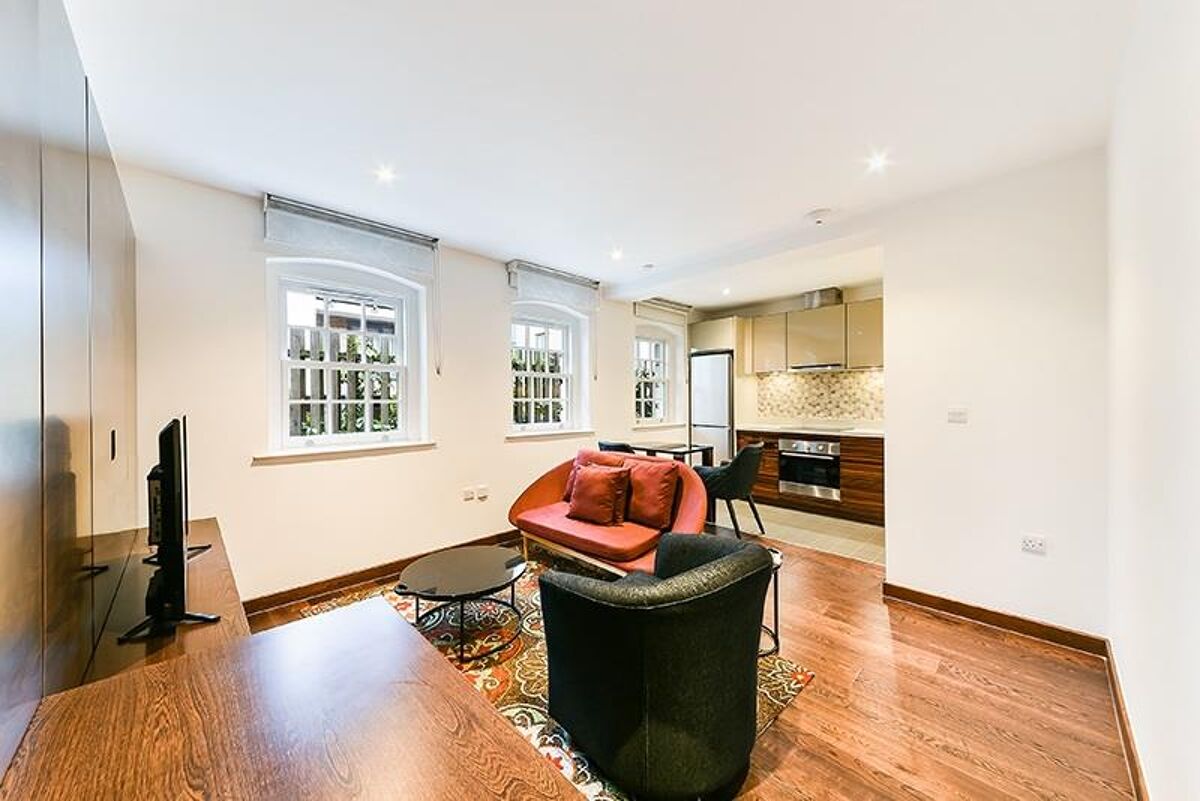 flat to rent in Queen Anne Terrace, Sovereign Court, Jewel Square