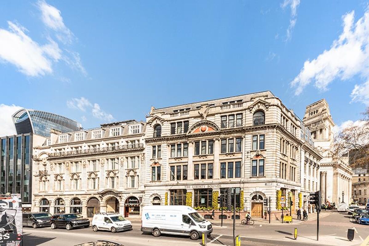 flat to rent in Trinity Square, City, London, EC3N WAQ012324709