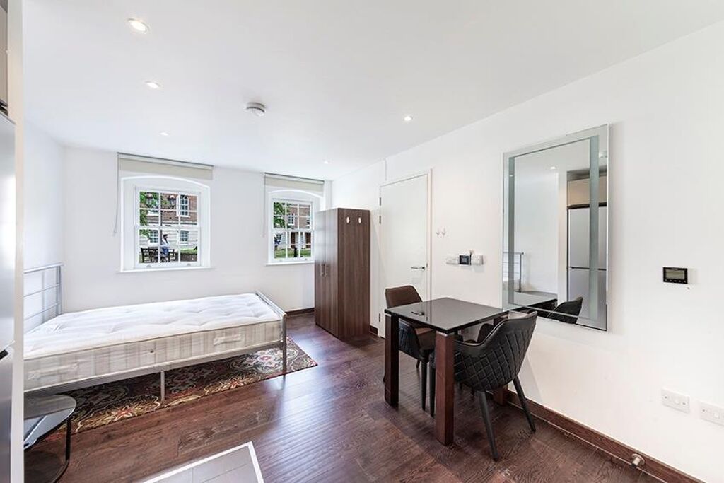 Image of King Charles Terrace, Sovereign Court, Wapping, London, E1W