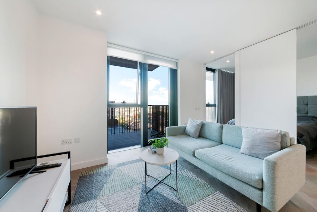 Image of Gauging Square, London, E1W