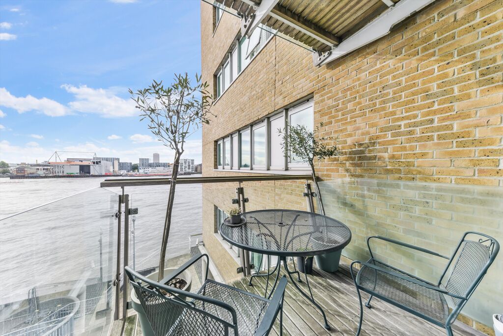 Image of Cinnabar Wharf East, Wapping High Street, London, E1W.