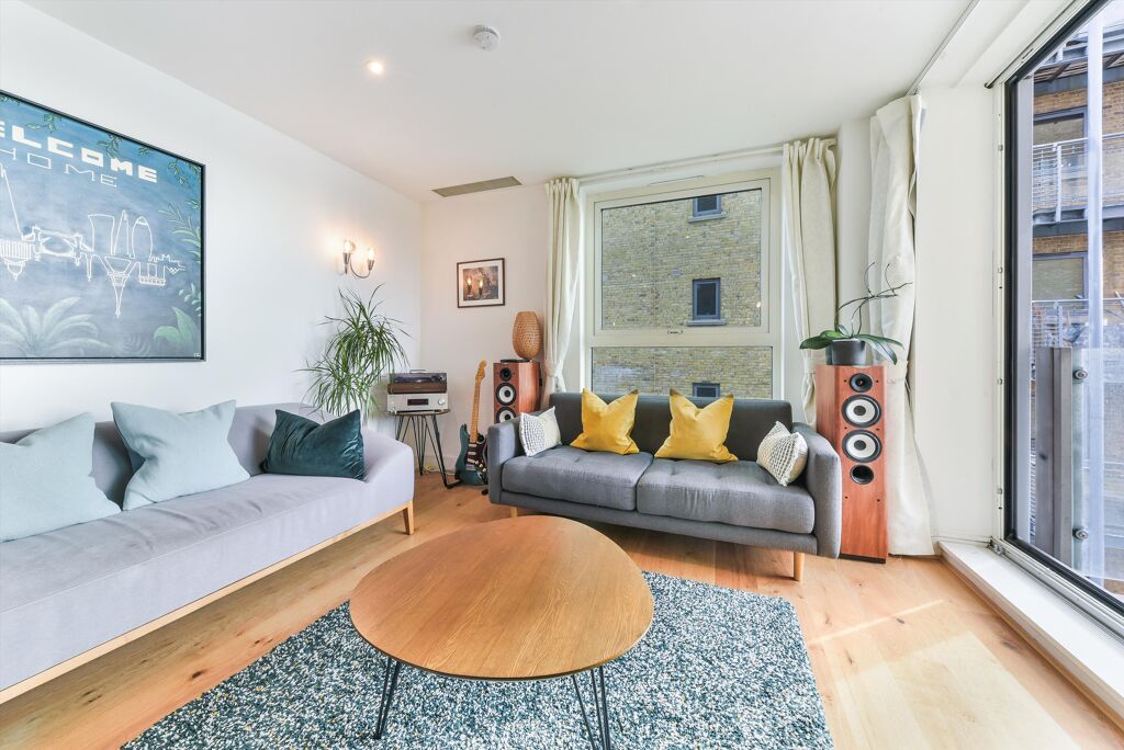 Image of Cinnabar Wharf East, Wapping High Street, London, E1W.