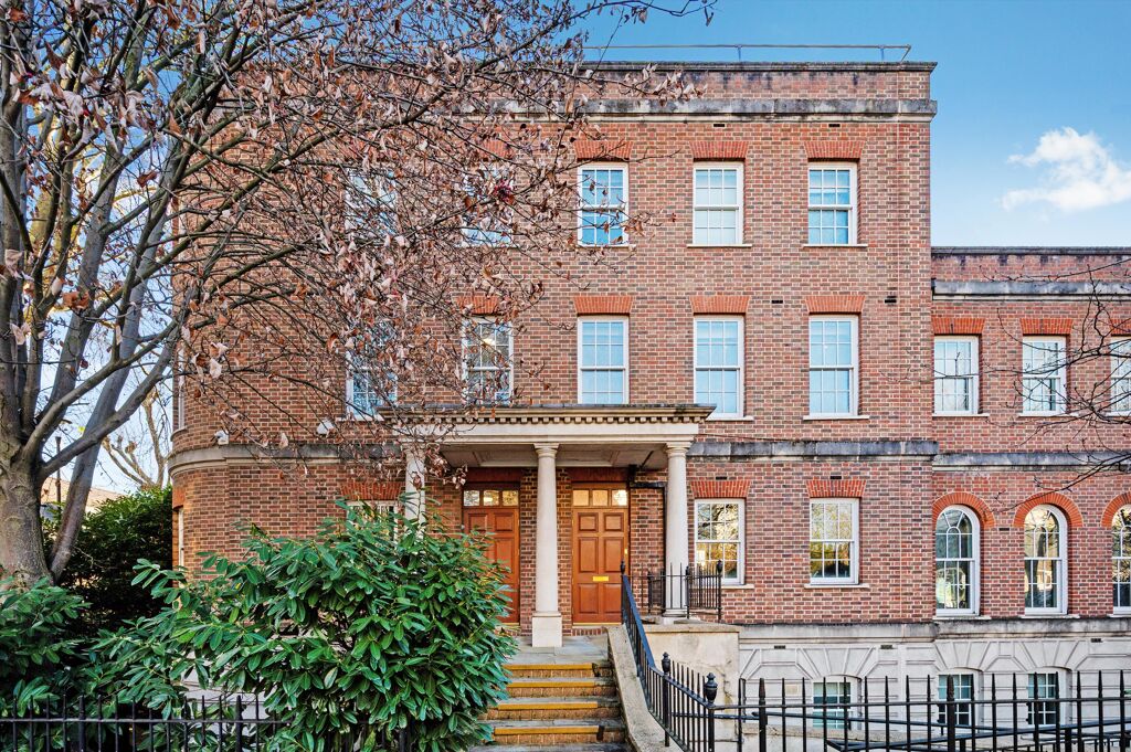 Image of King Henry Terrace, The Highway, Wapping, London, E1W