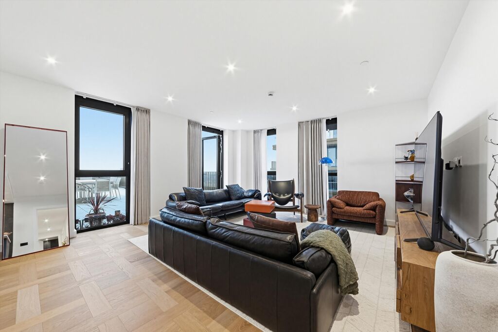 Image of Merino Gardens, London, E1W