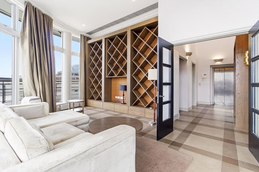 Image of Turnstone House, City Quay, Wapping , E1W