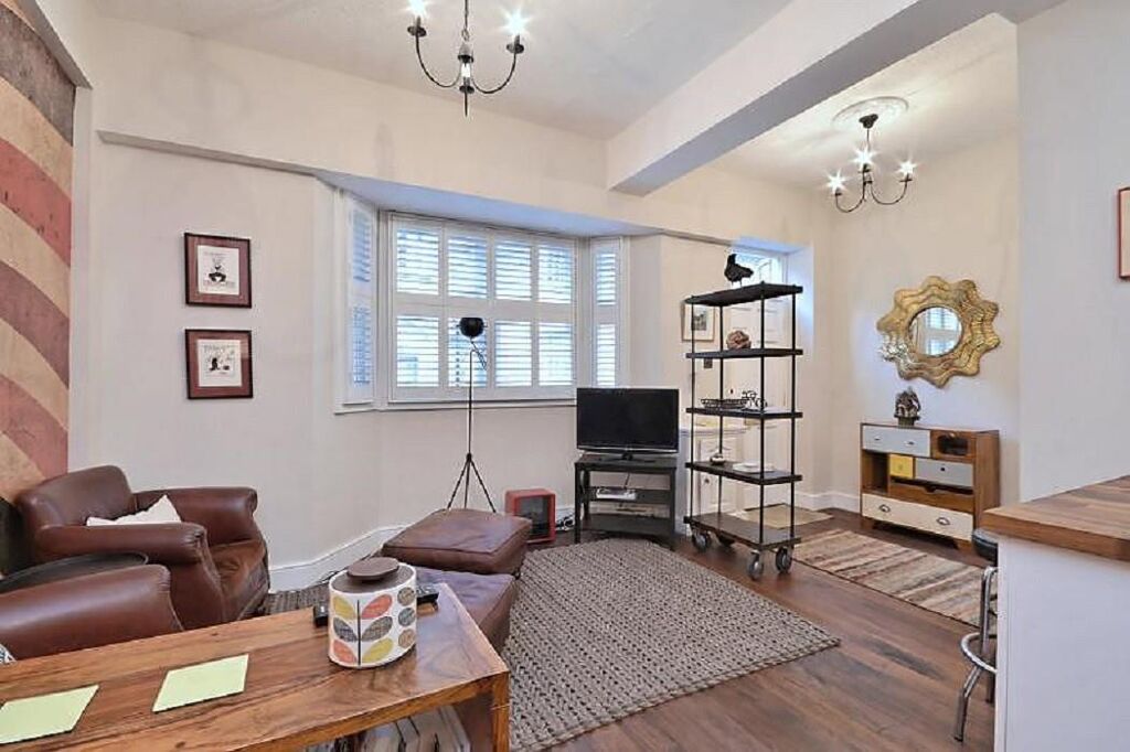 Image of Bridewell Place, Wapping, London, E1W