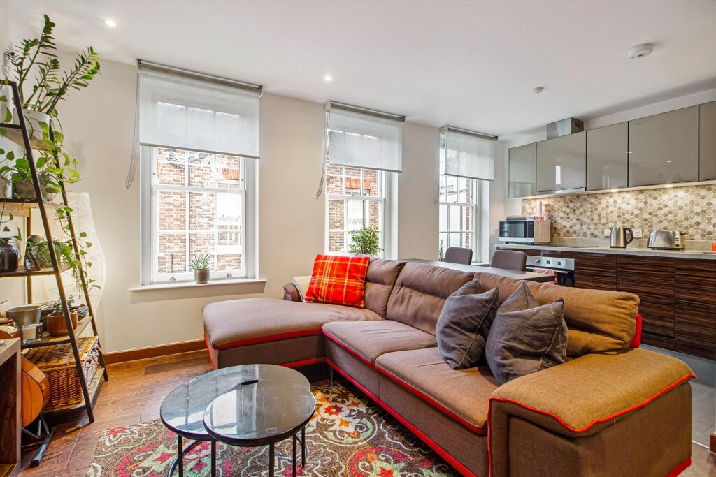 Image of King Charles Terrace, Sovereign Court, Wapping, London, E1W