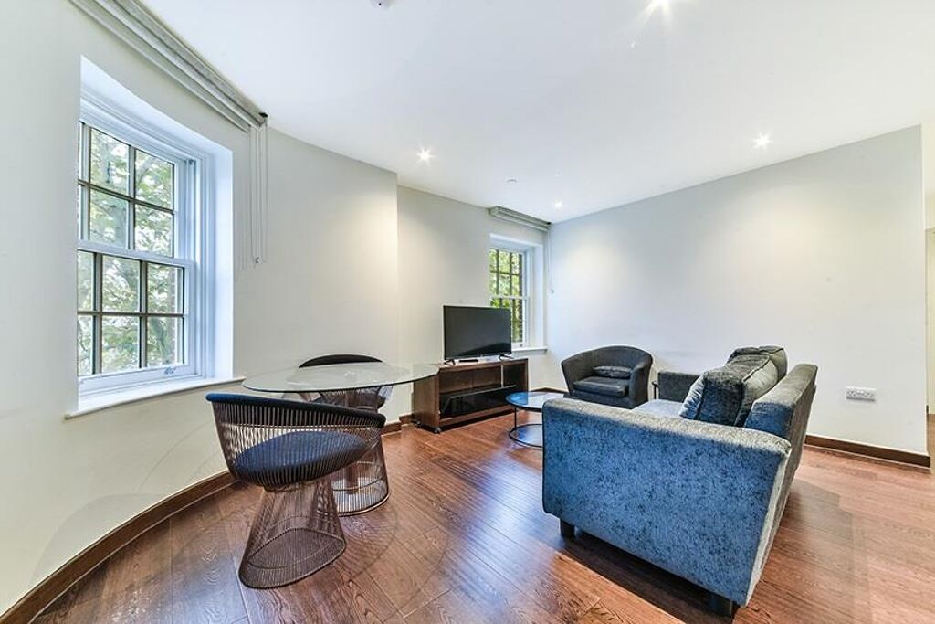 Image of King Henry Terrace, 162 The Highway, Wapping, London, E1W.