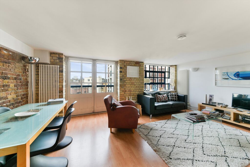 Image of Merchant Court, Wapping Wall, London, E1W